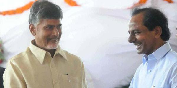 KCR invites Naidu for 'Chandi Yaagam'