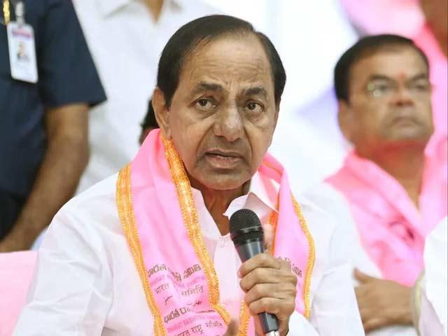 EC bans KCR from campaigning