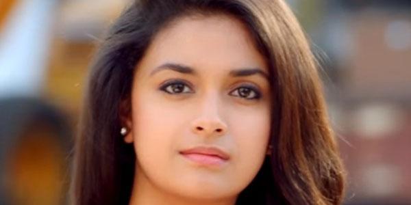 Heroine Bags Pawan's Crazy Project