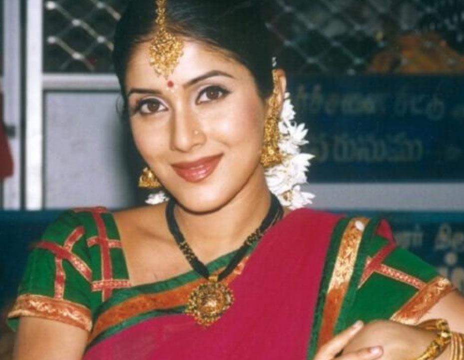 Keerthy Reddy's father passes away