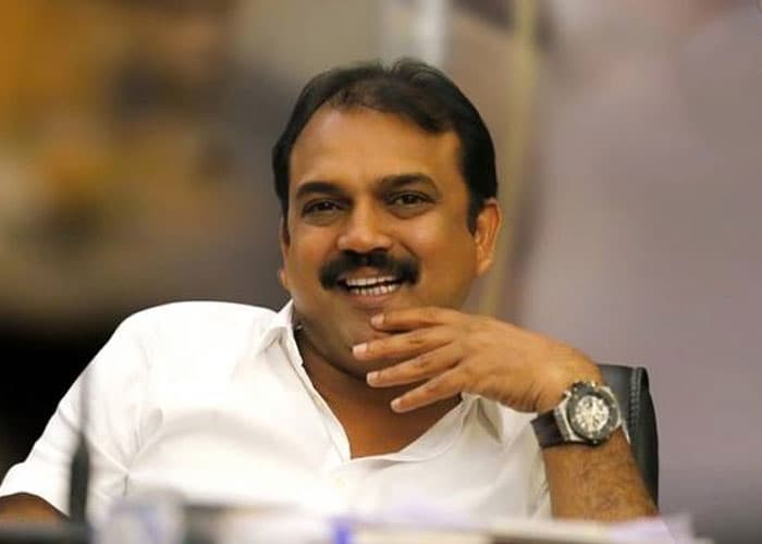Koratala Fires at Hyderabad Voters
