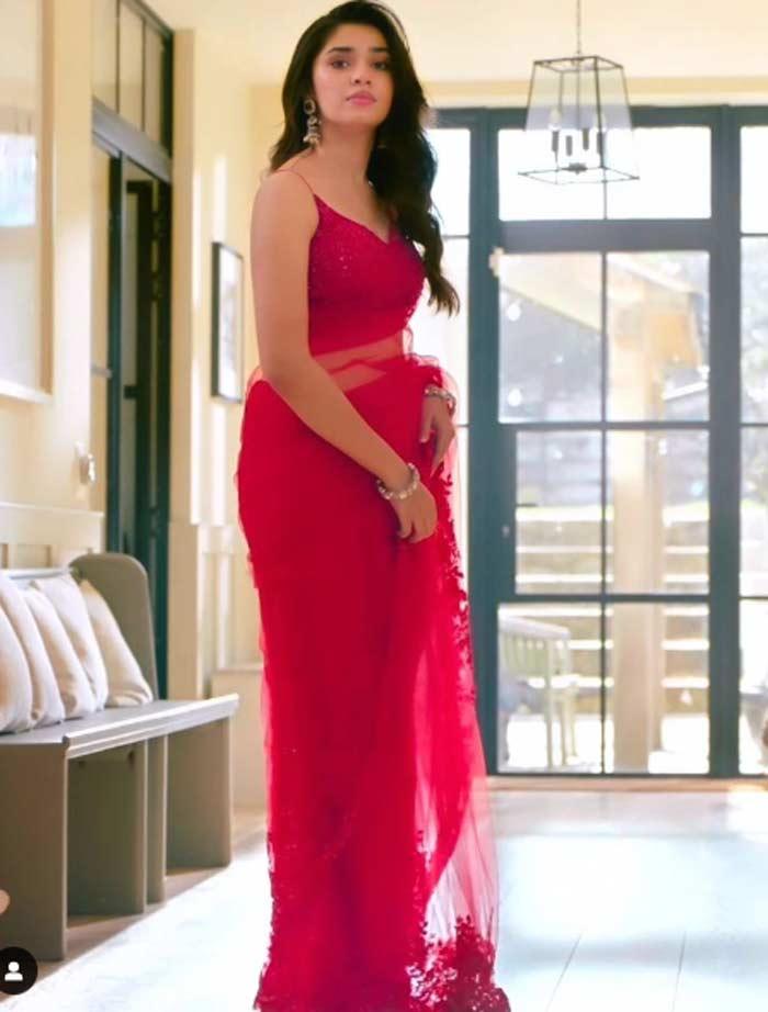 Krithi Shetty reverberates in red
