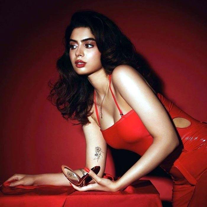 Kushi Kapoor in Love Today Hindi remake