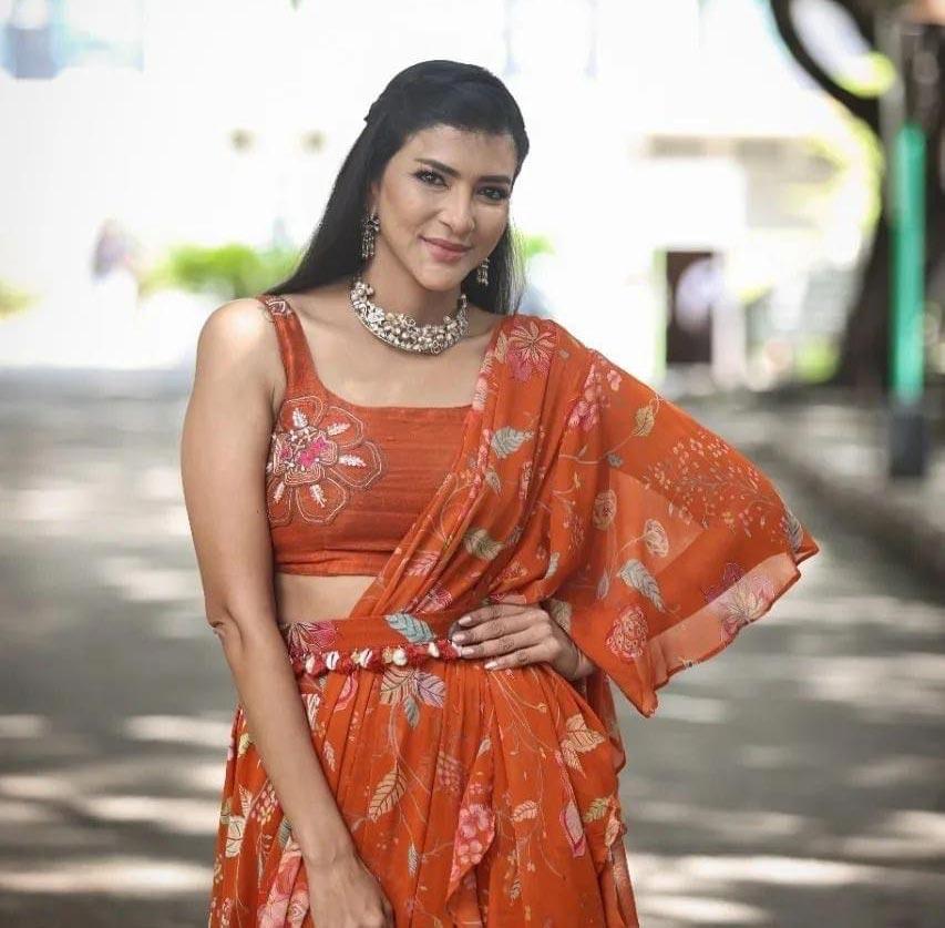 Rakul-Jackky to Walk for Lakshmi Manchu Teach for Change
