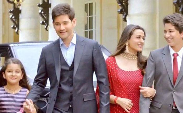 Mahesh &amp; Family to Spend New Year Here