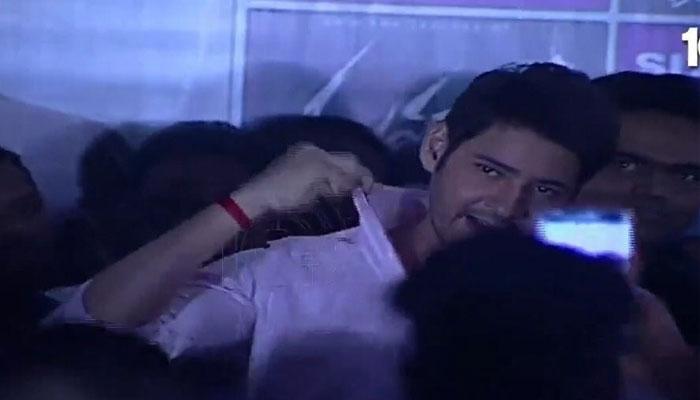 Mahesh Collar Raising the New Trend