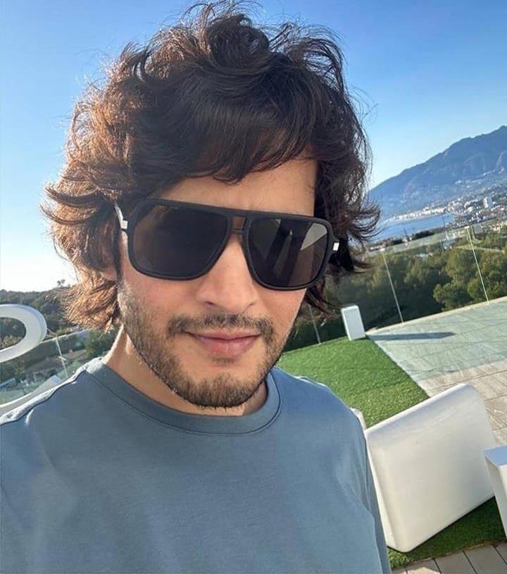 Mahesh mesmerises with stylish moves