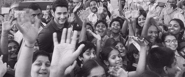 How Is Mahesh's Black &amp; White Look?
