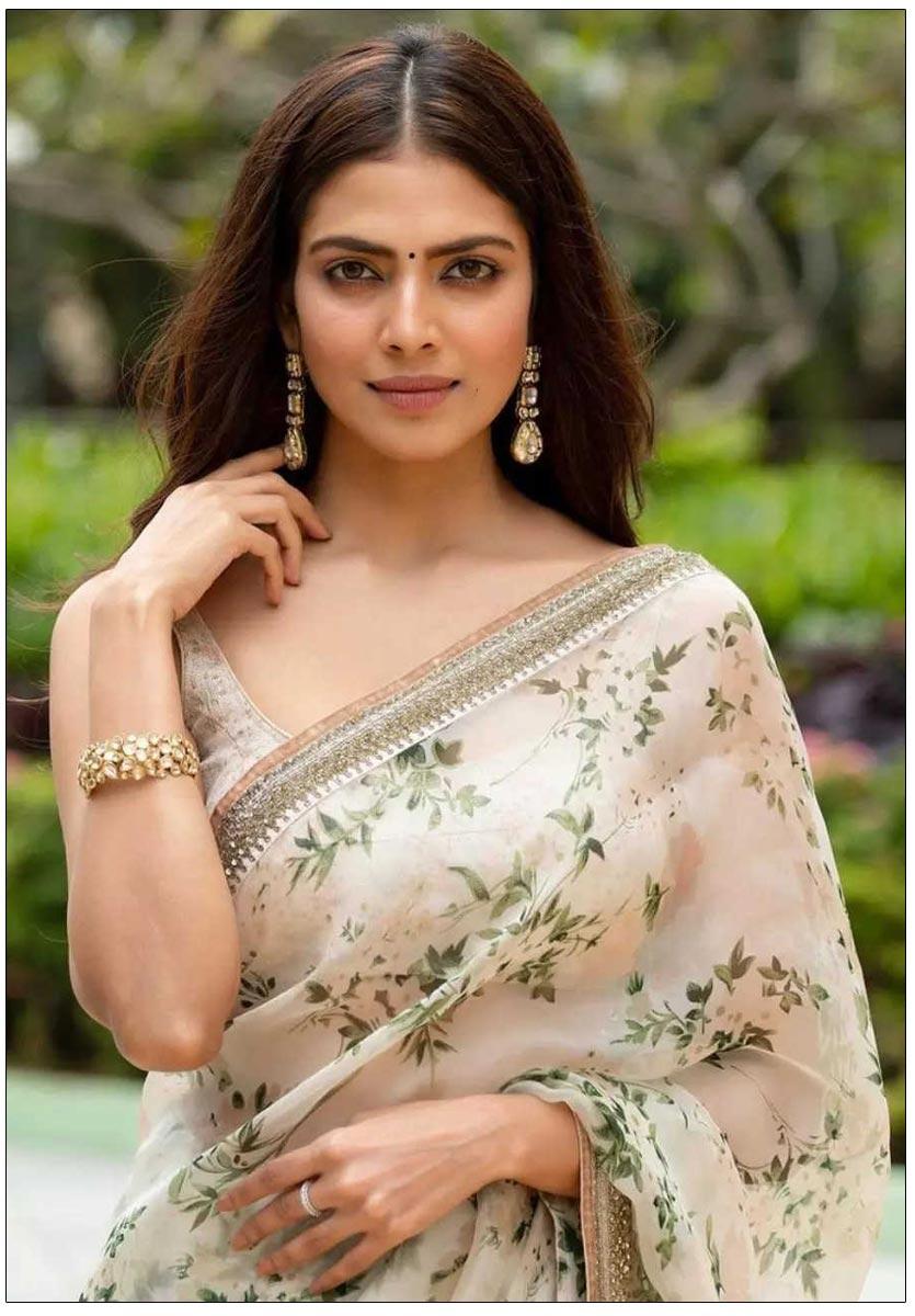 Buzz: Malavika Mohanan In Animal Park