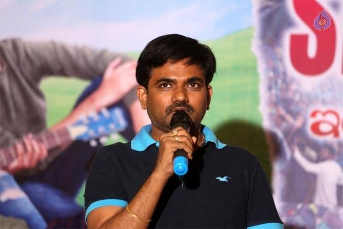 Absent Mind Maruthi Feels Pity!