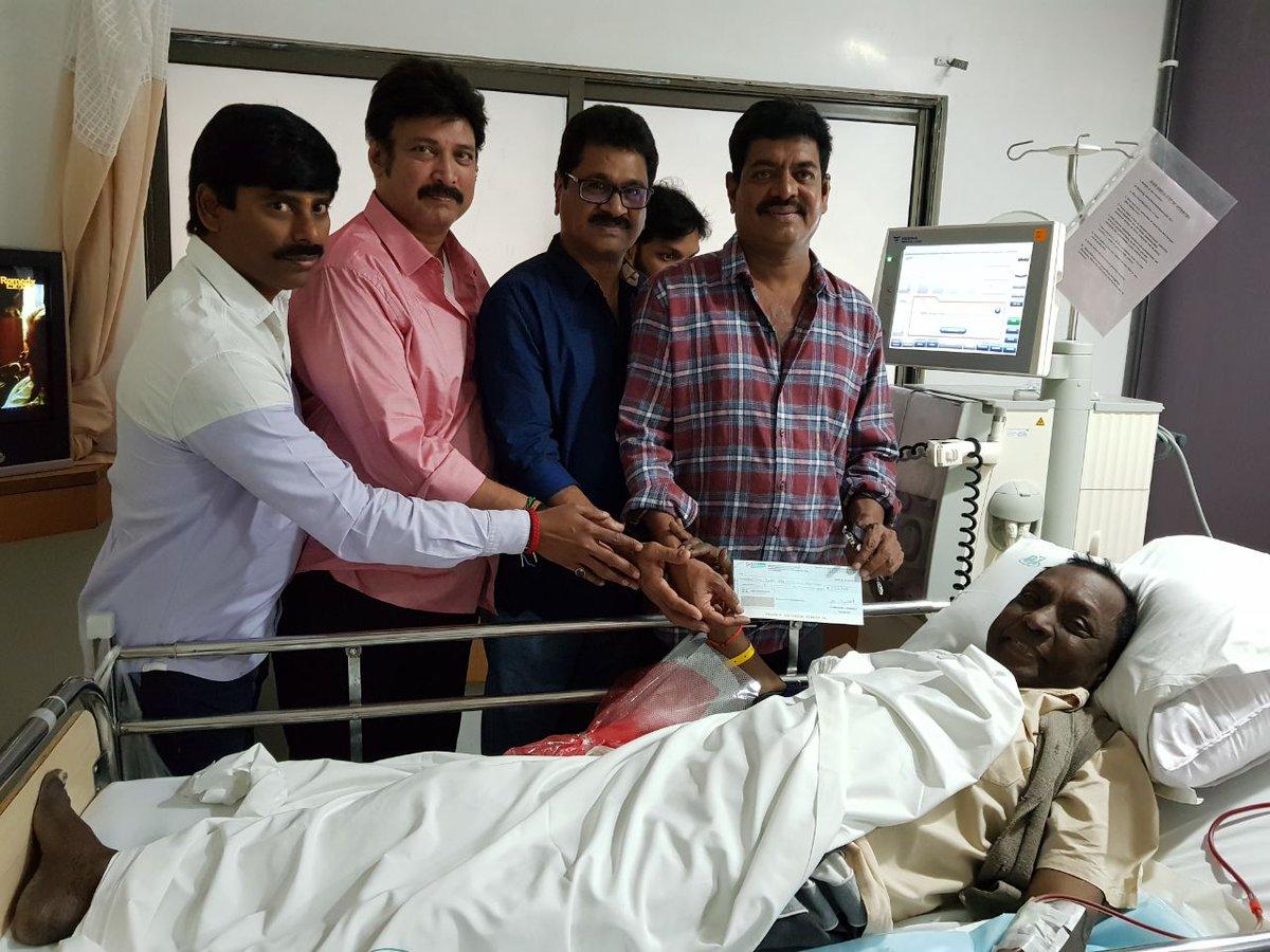 Chiranjeevi Helping Hand To Senior Comedians