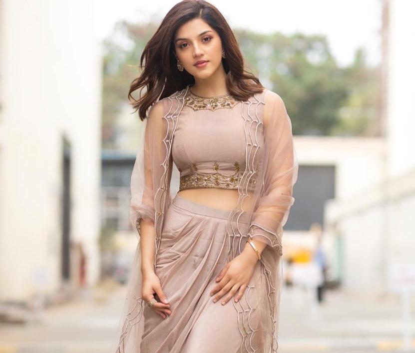 Mehreen makes a shocking announcement