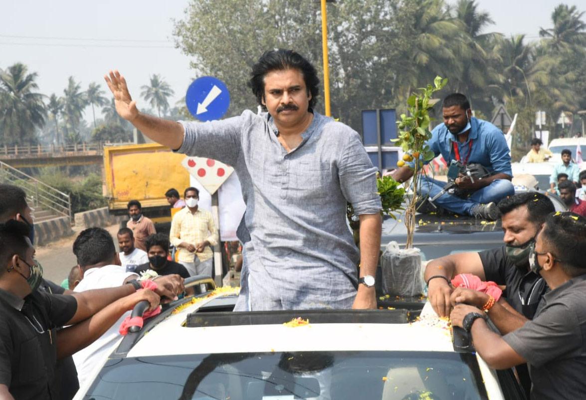 Pawan  escapes miraculously