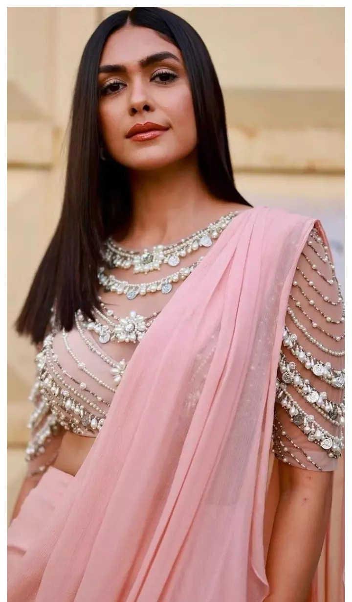 Mrunal Thakur mesmerizes in sarees