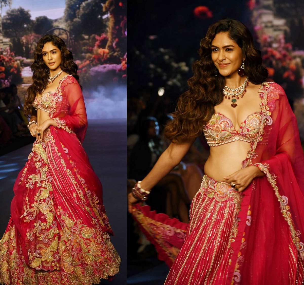 Mrunal Thakur tempts in pink lehenga