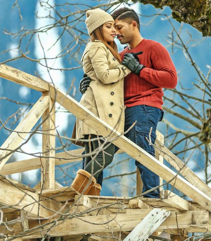 Naa Peru Surya Sings Beautiful Love