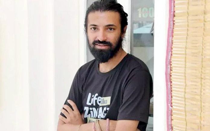 Popular director takes on Union Railway Minister