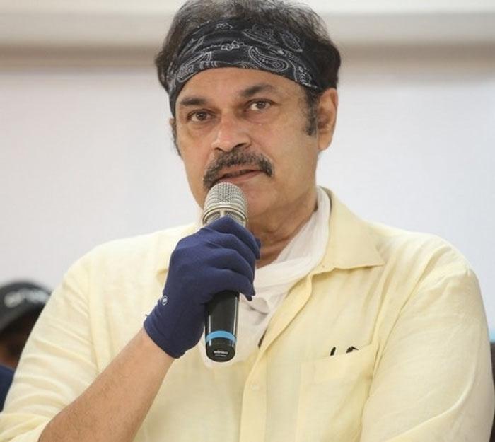 Naga Babu extends support to Prakash Raj's panel