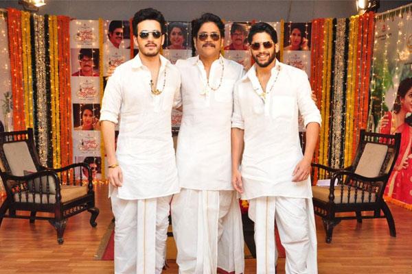 Nag Reveals Chaitu &amp; Akhil's Directors
