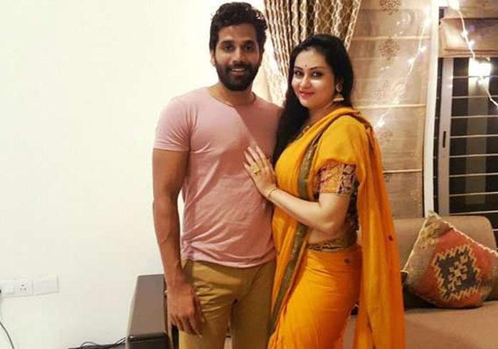 Namitha Ties Knot to Chowdary