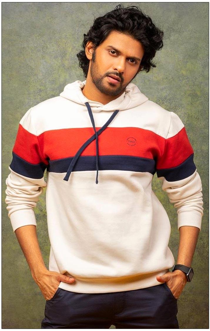 Naveen Polishetty Injured In A Bike Accident