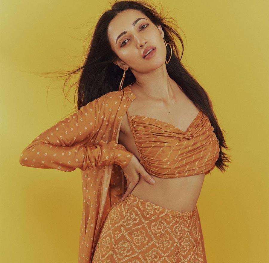 Neha Shetty is Talk of the town with back to back chartbusters