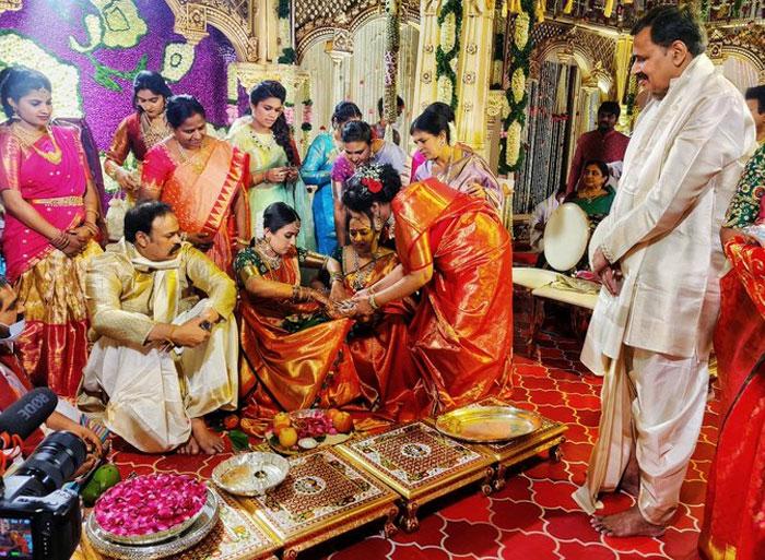 Niharika's Wedding: Nagababu Emotional &amp; Nostalgic