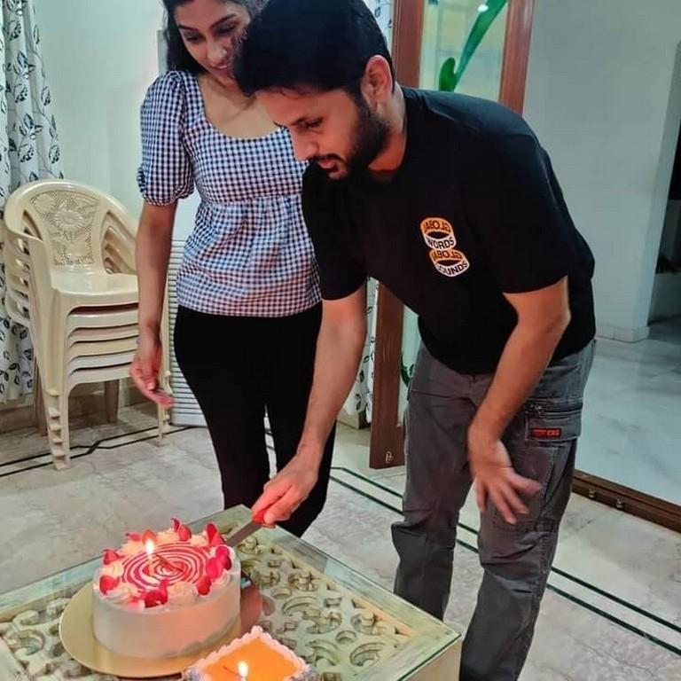Nithiin Celebrates B'day With Shalini