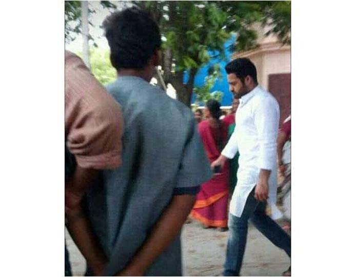 Aravinda Sametha: NTR Rayalaseema Look!