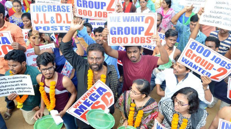 Ordinance on 62 Age: Employees &amp; Unemployees Fired