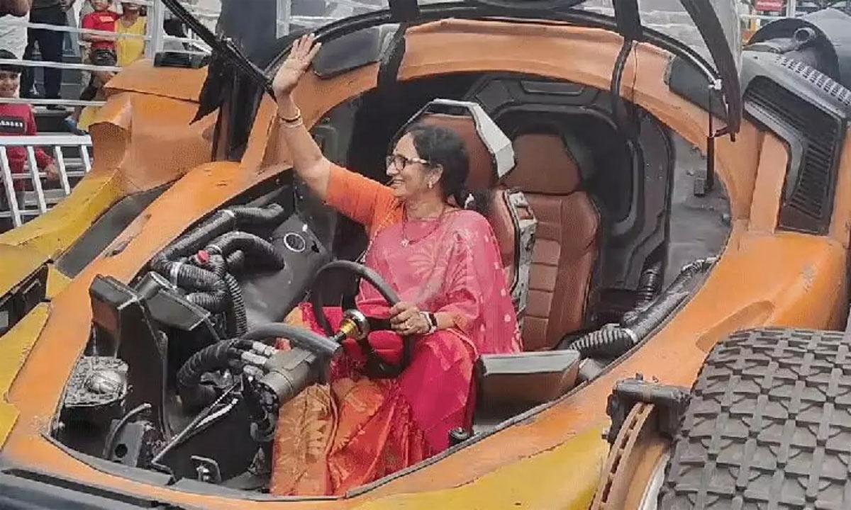 Prabhas aunt with Kalki futuristic car