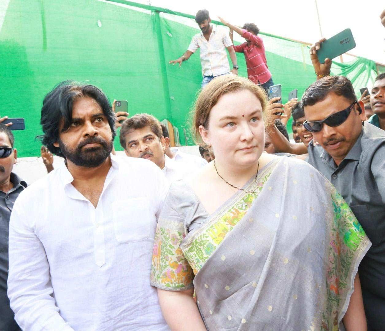 Pawan Kalyan, Anna Lezhneva cast their votes