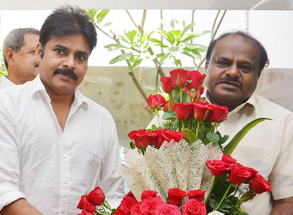 Pawan, TDP &amp; BJP's Bonding Undisturbed?