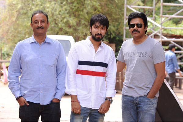 Sharat Marar Thrills Pawan Fans!