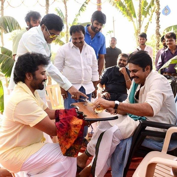 Pawan Kalyan Gets a Rare Gift!
