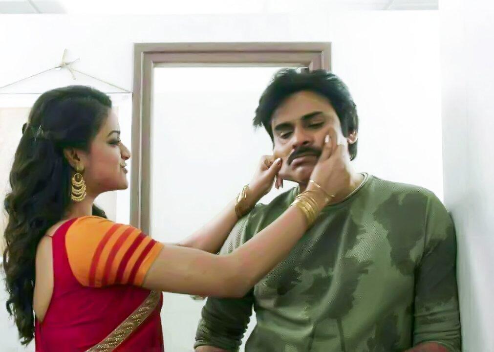 Chooo Chweet, Keerthy Suresh on Pawan Kalyan
