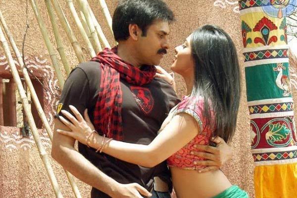 Pawan Fans Trolling, She Quits SM