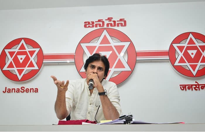 Dear Pawan! Undavalli, JP Not Like You