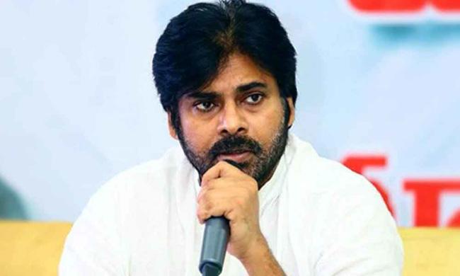 Akira Turns Emotional On Dad Pawan