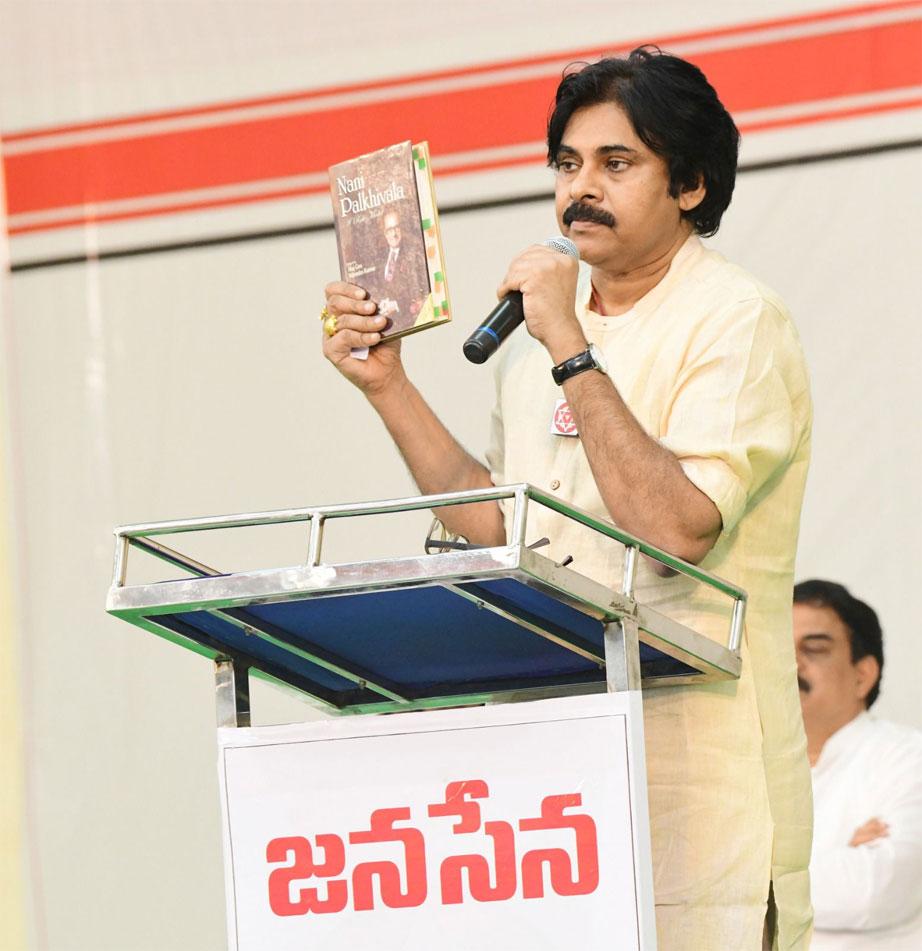 Huge Uproar From Lakhs Of Volunteers Against Pawan Kalyan