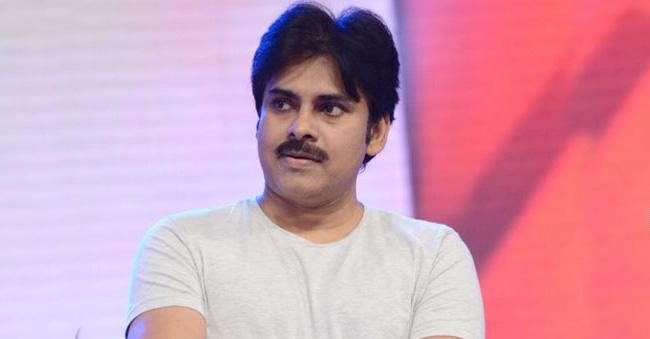 Pawan Kalyan To Dissect Maharshi Moves