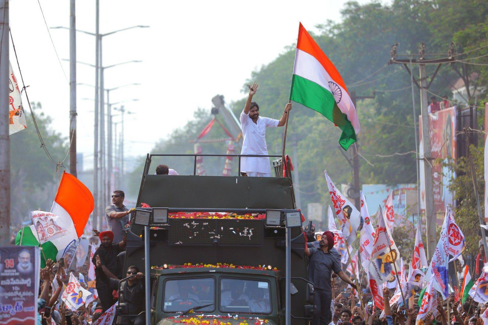 Police helpless as people throng Pawan Kalyan Rally