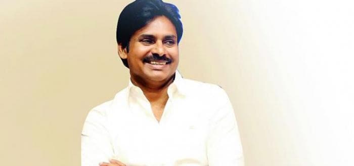 Pawan Kalyan Fan Unique Act
