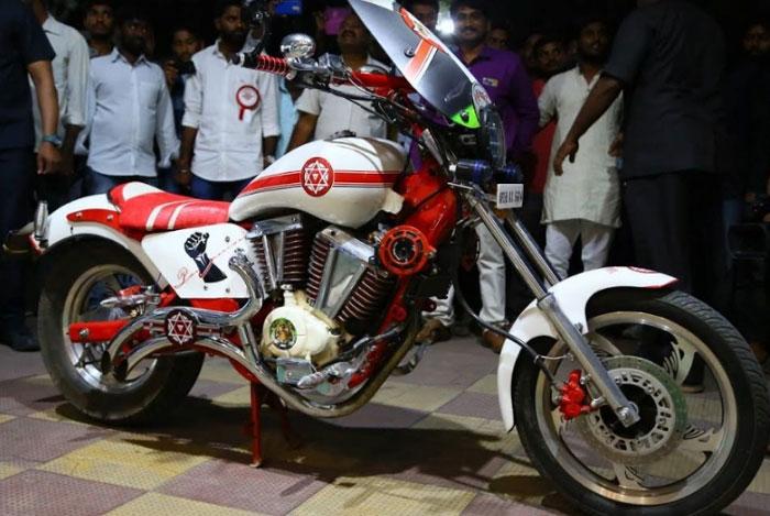 Pawan Kalyan Fascinated By Fan Bike