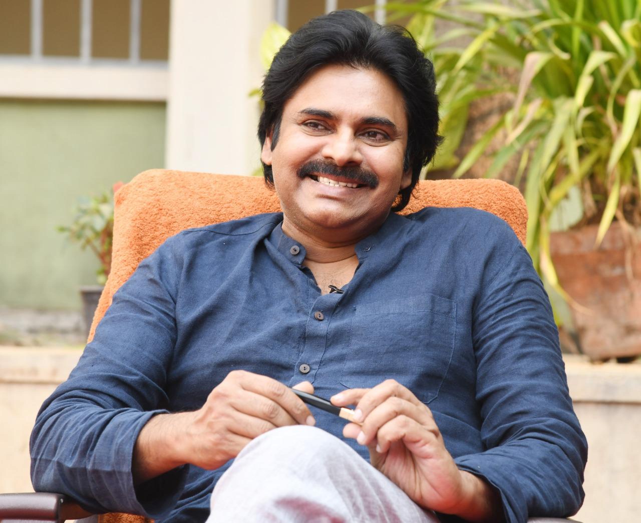 Pawan Kalyan's knowledge power stuns renowned professor