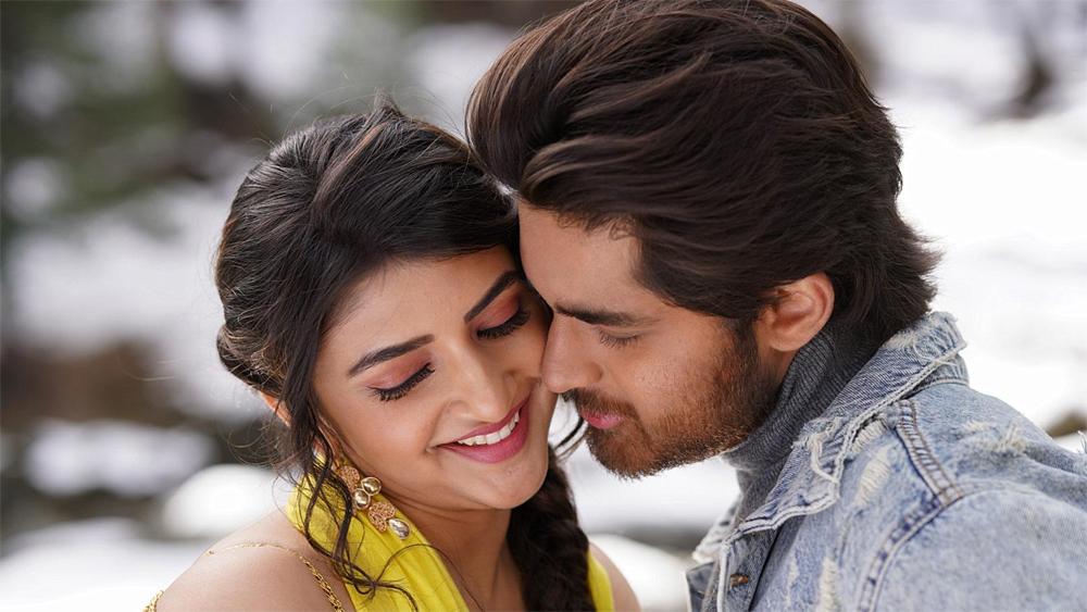 Pelli SandaD title song tempts