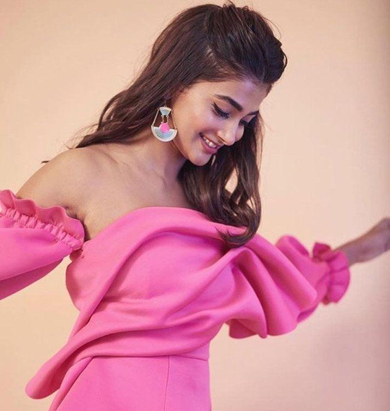 Pooja Hegde kicks Corona's butt