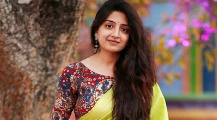 Poonam Attacks Trivikram NRI Heroine!