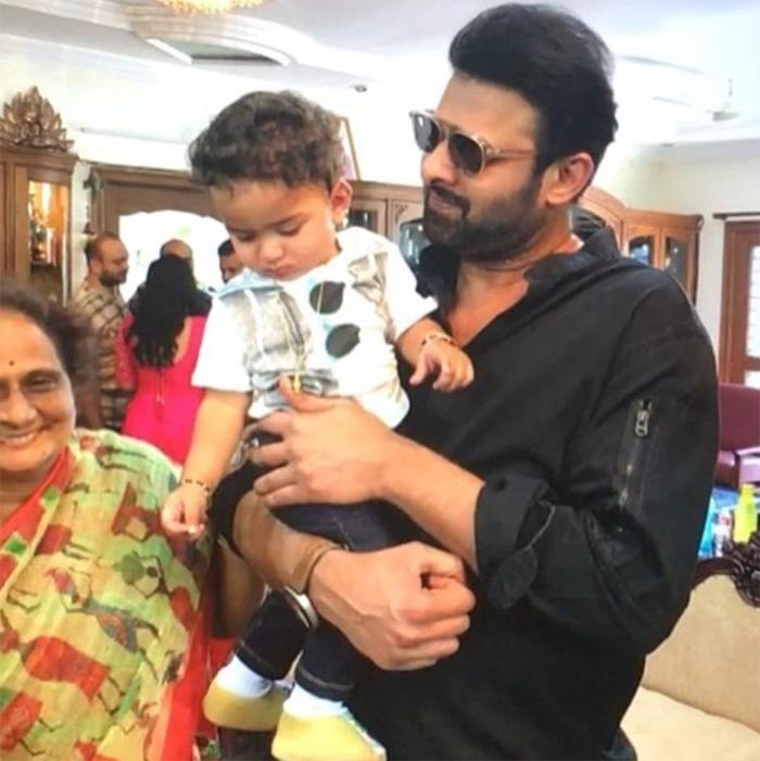 Who The Kid Prabhas Playing With?
