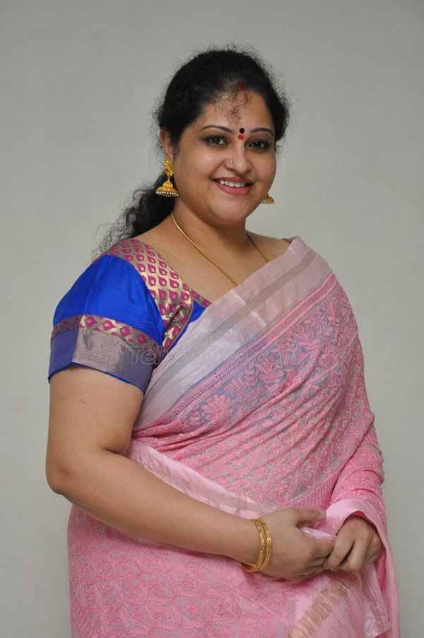 Did Mahesh Director Cheat Her?